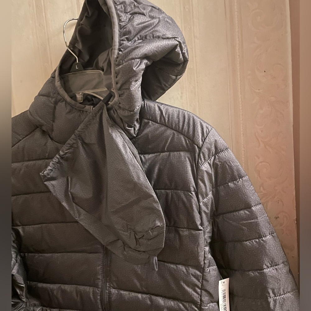 Women's Lightweight Long-Sleeve Water-Resistant Packable Puffer Jacket - Picture 2 of 6